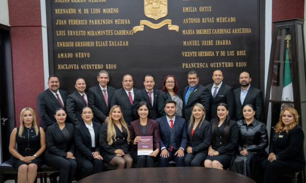 Geraldine Ponce cumple al entregar su Informe de Gobierno