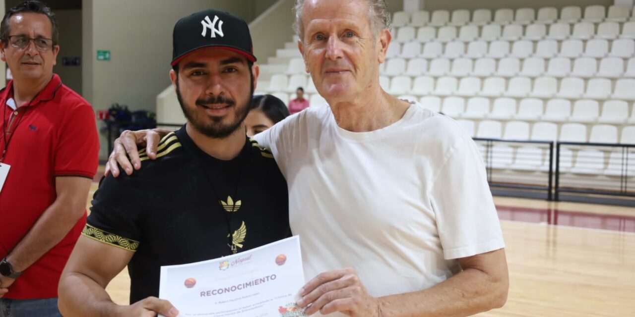 ¡Finalizó con éxito la Clínica de Capacitación de Básquetbol para Entrenadores!