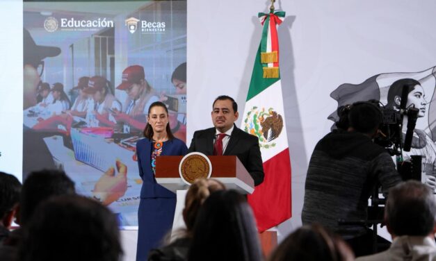 Inicia entrega de reposición de las tarjetas vencidas a becarios del Bienestar: Julio León