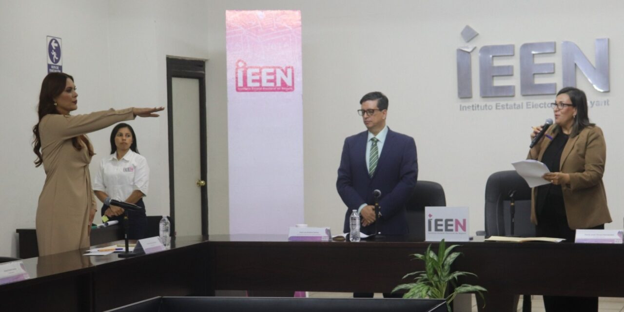 IEEN cuenta con nueva consejera electoral; Marisol Martínez Medina tomó protesta.