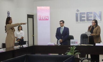 IEEN cuenta con nueva consejera electoral; Marisol Martínez Medina tomó protesta.