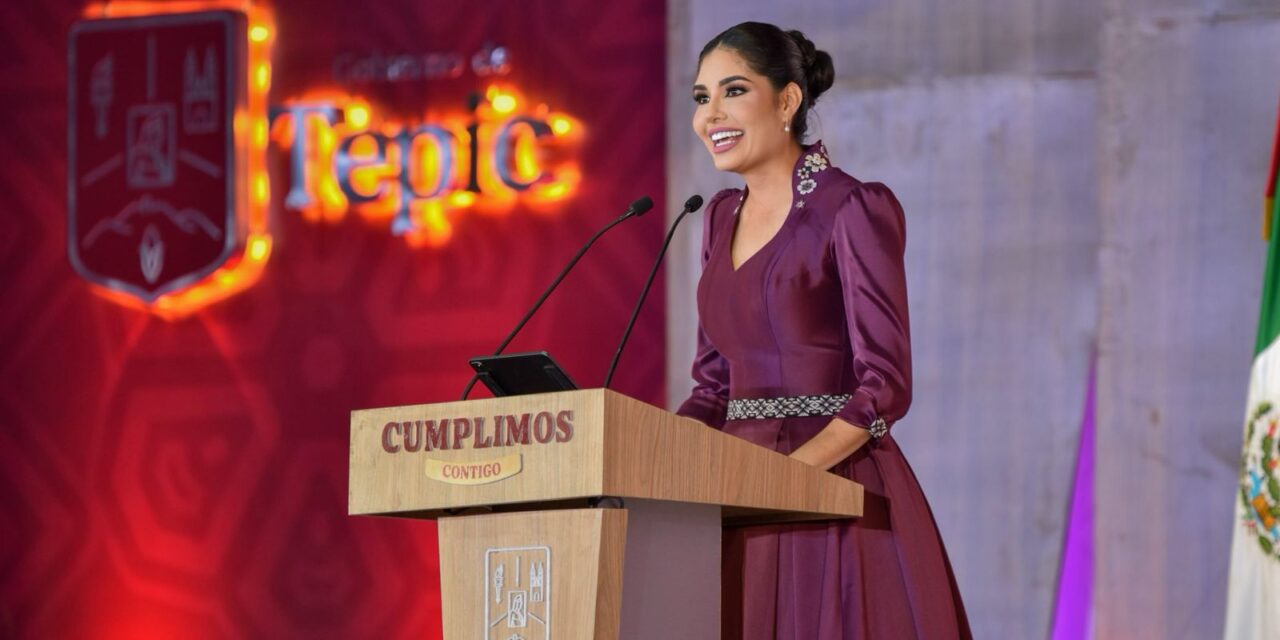 Ante miles de tepicenses: Geraldine comparte resultados de cuatro años de transformación
