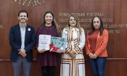 Poder Judicial de Nayarit impulsa conferencia sobre violencia digital con perspectiva de género.