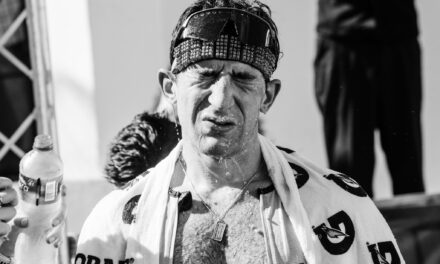 RODRIGO DÍAZ DE LEÓN DOMINA EL IRONMAN 70.3 RIVIERA NAYARIT