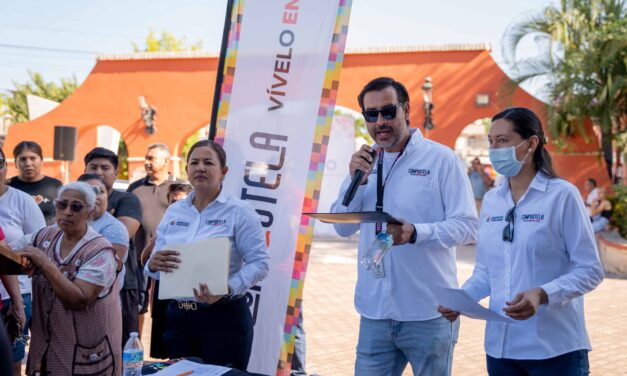 ENTREGAN DISTINTIVO CALLE EN GUAYABITOS