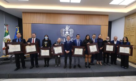 ENTREGAN PREMIOS JALISCO 2025