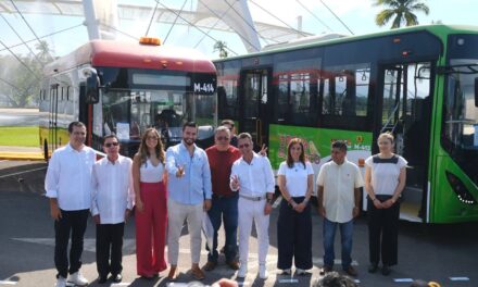 NUEVAS UNIDADES FORTALECEN EL TRANSPORTE EN PUERTO VALLARTA