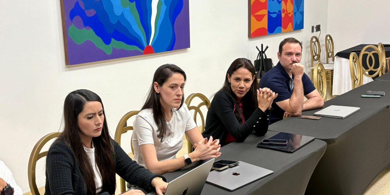 PUERTO VALLARTA AVANZA COMO SEDE EMPRESARIAL