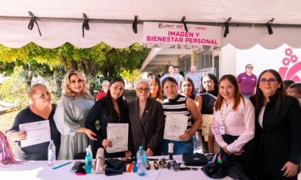 BEATRIZ ESTRADA IMPULSA LA ECONOMÍA FAMILIAR