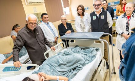 Familias agradecen a Beatriz Estrada y Miguel Ángel Navarro por devolverles esperanza y seguridad