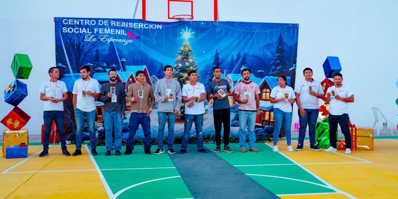 Realizan “Sketch Navideño” en el CERESO Femenil La Esperanza