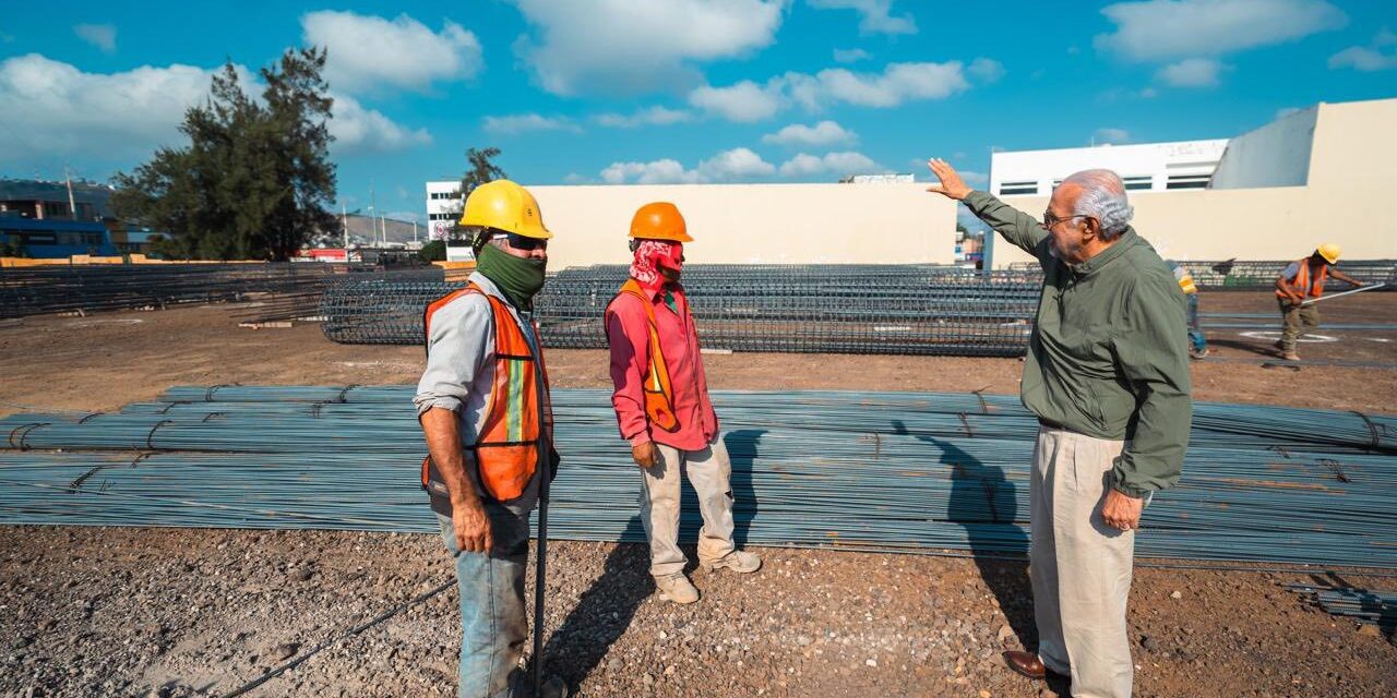 Gobernador Navarro Quintero supervisa avances en la construcción del Centro Cultural, Arte y Deporte Nicolás Álvarez Ortega