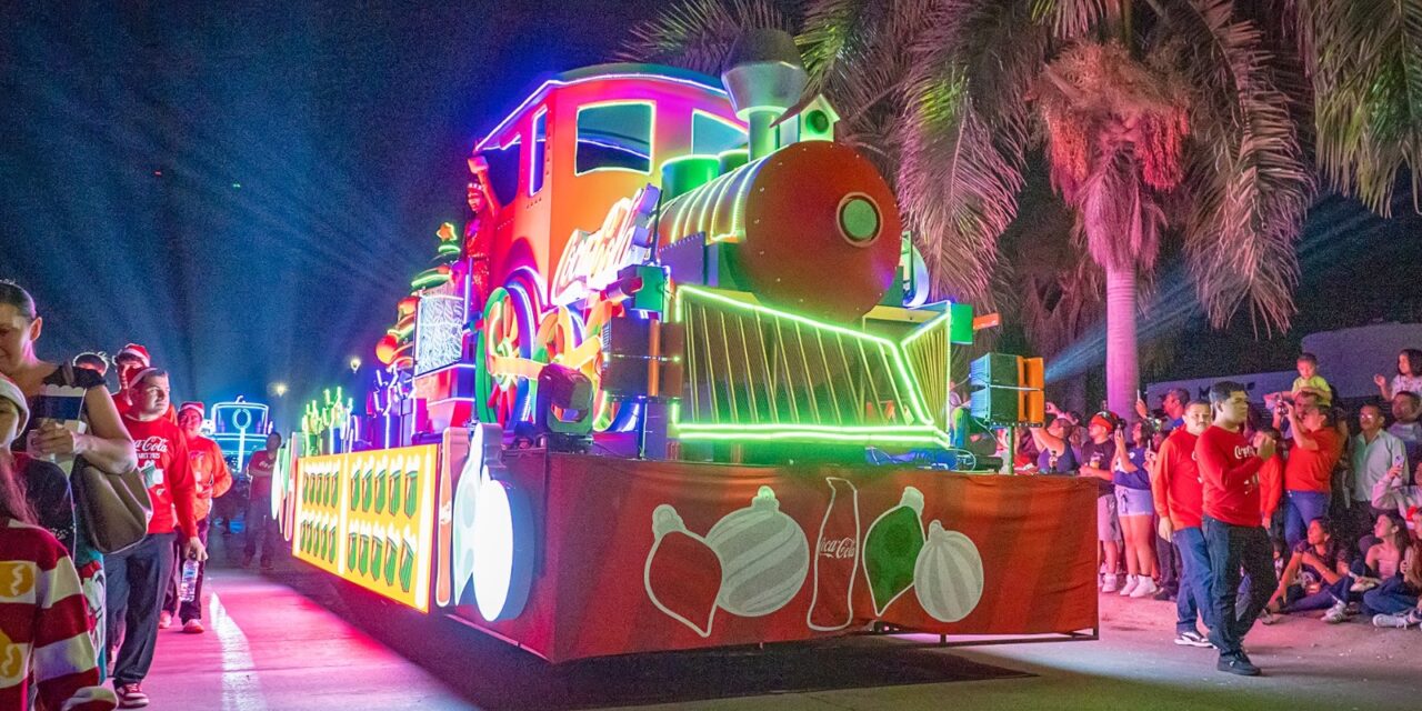 La magia navideña llegó a Puerto Vallarta con la Caravana Coca – Cola 2025