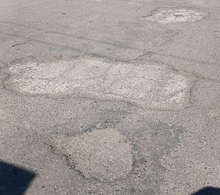 REPARACIÓN DE BACHES EN PARQUE BONFIL