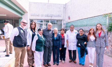 BEATRIZ ESTRADA Y MIGUEL ÁNGEL NAVARRO RESPALDAN A FAMILIAS CON CIRUGÍAS DE RODILLA Y CADERA