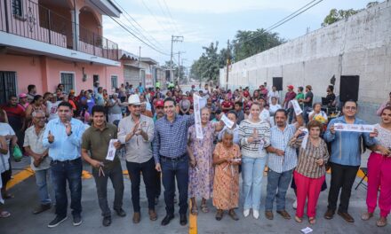 HÉCTOR SANTANA ENTREGA PRIMERA ETAPA DE LA CALLE BENITO JUÁREZ