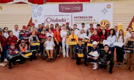 Cumple Geraldine con las y los trabajadores de Tepic