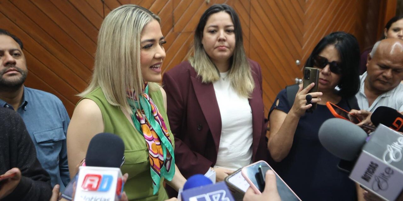 Mazatlán se perfila como un municipio pionero en la digitalización de trámites: Estrella Palacios