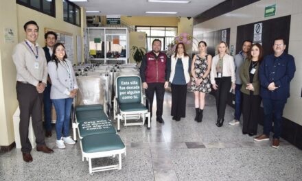 IMSS Nayarit entrega sillas cama en el HGZ No. 1