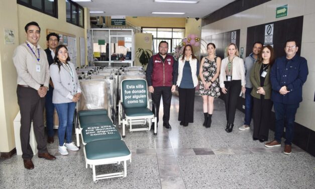 IMSS Nayarit entrega sillas cama en el HGZ No. 1
