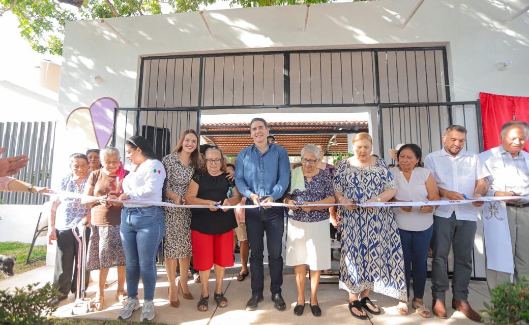 Héctor Santana y Margui Zúñiga inauguran Casa de la Tercera Edad en Los Sauces