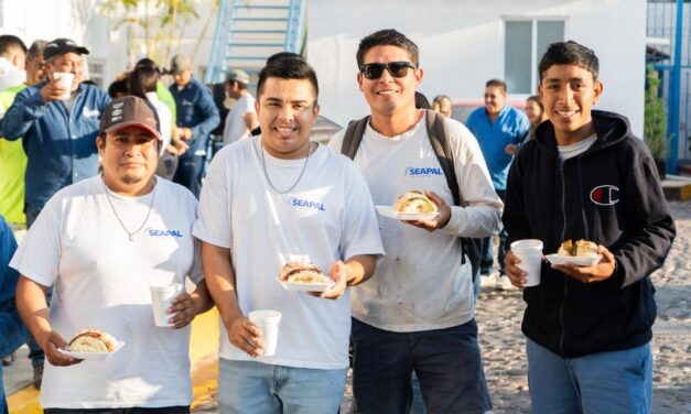 La Familia SEAPAL compartió la Rosca de Reyes en un clima de unidad y armonía