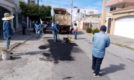 BACHEO Y REPARACIÓN DE TOPE EN CALLE LANGOSTA