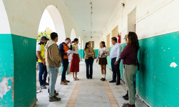 AVANZA OBRA EN TELESECUNDARIA DE AMATITÁN