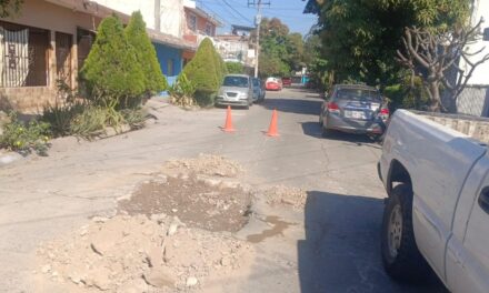 CONCLUYEN TRABAJOS DE BACHEO EN LA OLÍMPICA