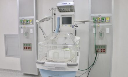 REMODELADAS ÁREAS DE HEMODIÁLISIS Y UCI NEONATAL EN TEPIC