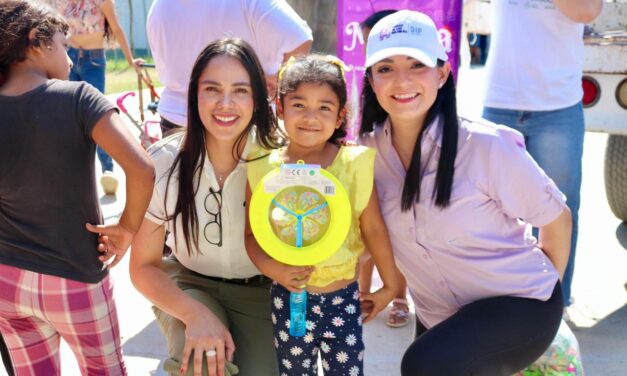 Lleva DIF la alegría de los reyes al Zancudo