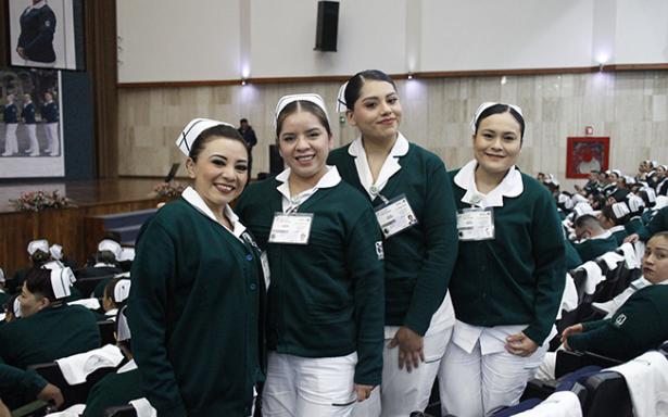 IMSS fortalece la enfermería nacional con la graduación de mil 555 especialistas de 11 cursos postécnicos