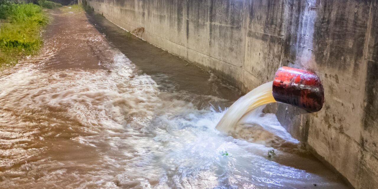Intensifica SEAPAL programa de Desfogues en red de agua potable