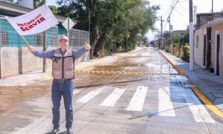 Héctor Santana llama a predicar con el ejemplo en Bahía de Banderas