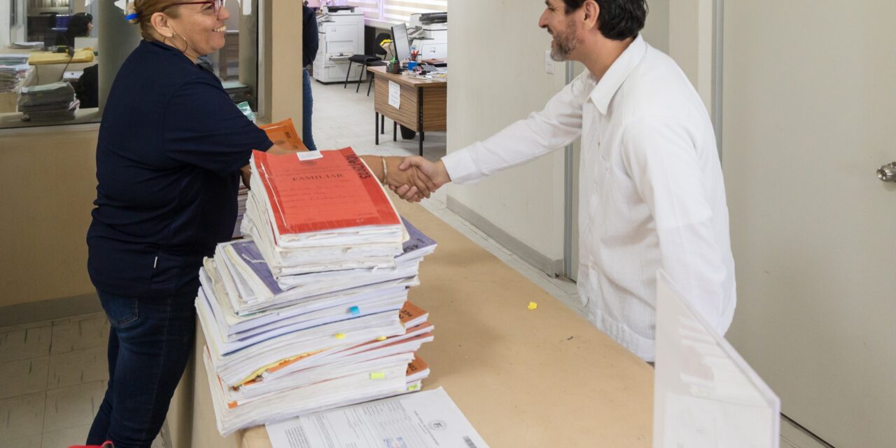 Magistrado visita juzgados de San Blas y Santiago Ixcuintla