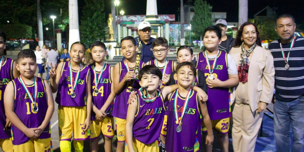 PREMIACIÓN DE COPA NAVIDEÑA EN XALISCO