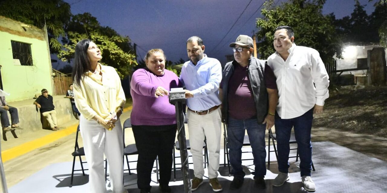 MAZATLÁN BRILLA CON 537 LUMINARIAS LED EN COLONIAS