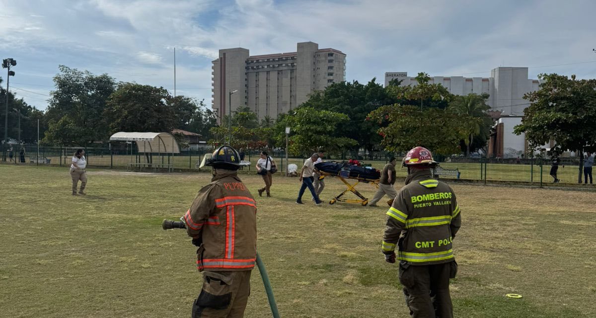 PROTECCIÓN CIVIL BRINDA APOYO PREVENTIVO EN ATERRIZAJE DE AERONAVE