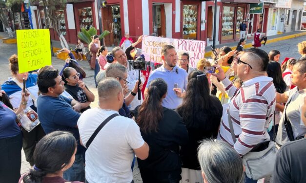 Gobierno de Puerto Vallarta de la mano de la educación
