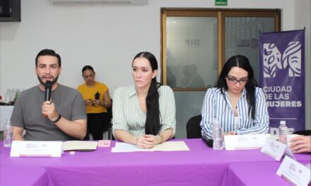 LUIS MUNGUÍA RESPALDA A LUCKY MICHEL EN EL DIF VALLARTA