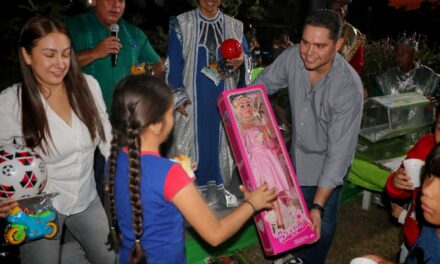 LOMAS DE ENMEDIO CELEBRÓ A LO GRANDE EL DÍA DE REYES
