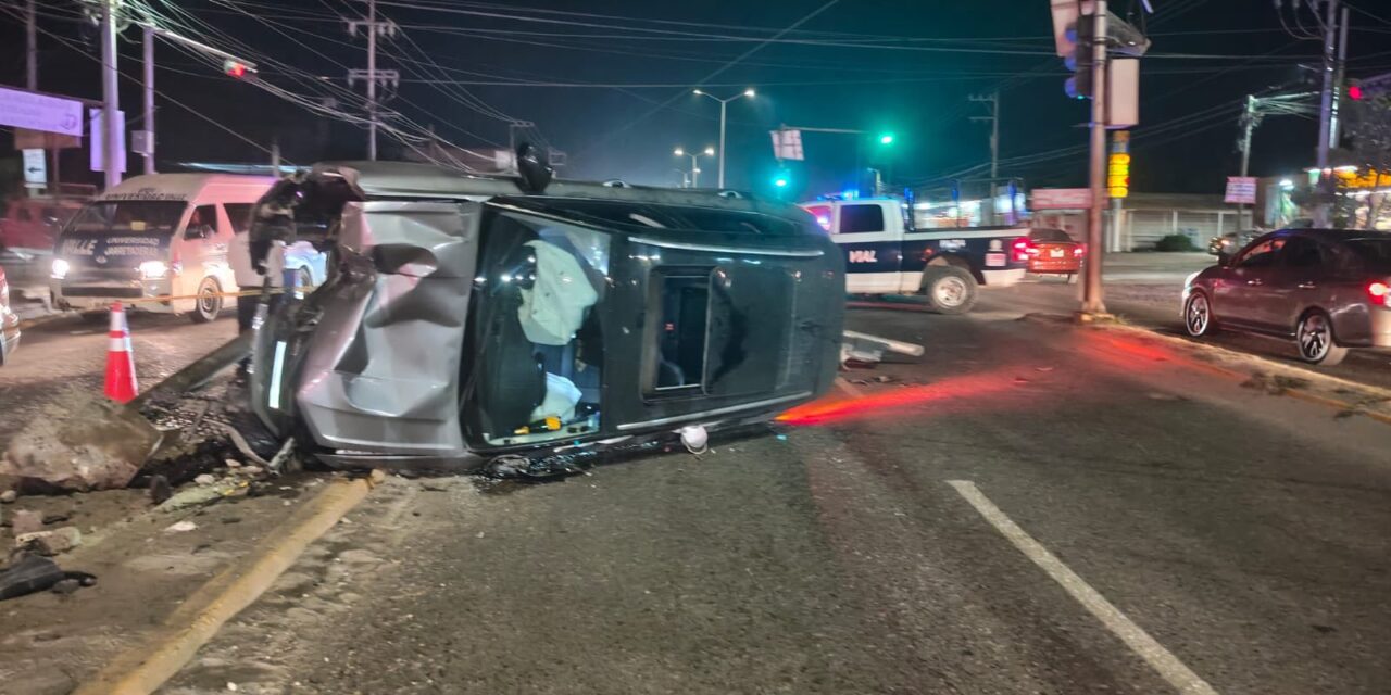 ATIENDEN ACCIDENTE EN EL CRUCERO DE EL MANGUITO, SAN CLEMENTE DE LIMA