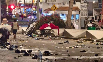 ¡MANTENEMOS EL MALECÓN LIMPIO Y EN ÓPTIMAS CONDICIONES!