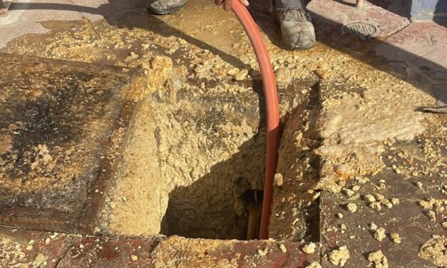 EVITA TAPONES EN EL DRENAJE DE ACAPONETA