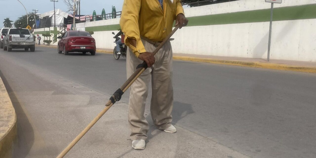 ¡SEGUIMOS TRABAJANDO POR UN TUXPAN LIMPIO PARA TODAS Y TODOS!