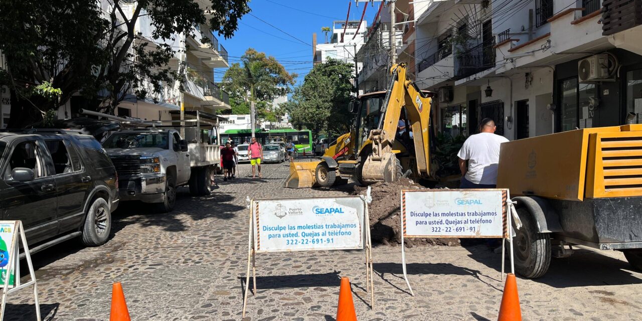 CIERRE VIAL EN CALLE CONSTITUCIÓN POR TRABAJOS EN LA RED DE AGUA POTABLE