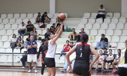 Se realiza Estatal de Básquetbol