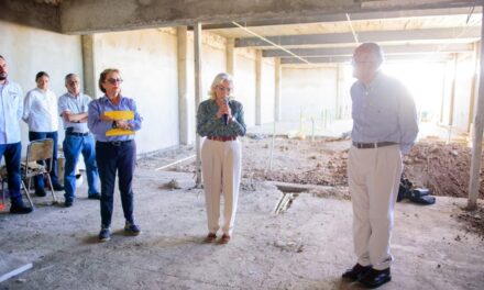 Miguel Ángel Navarro y Beatriz Estrada fortalecen infraestructura social y educativa en Xalisco y Tepic