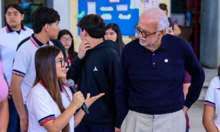 Miguel Ángel Navarro anuncia mejoras en la Escuela Secundaria Fernando Montaño de Tepic