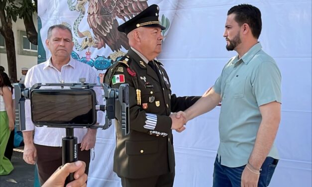 PUERTO VALLARTA CONMEMORA EL DÍA DE LA BANDERA CON ACTO CÍVICO